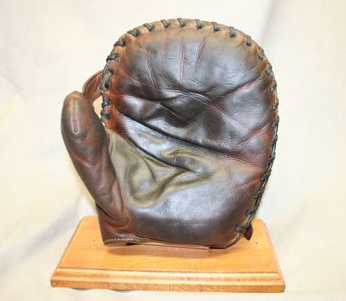 Thomas E. Wilson Mitt Front